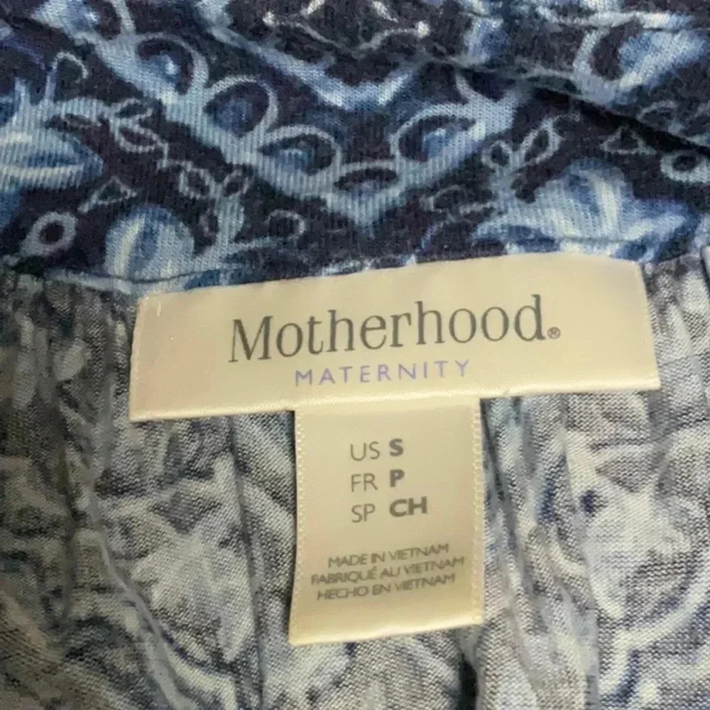 MOTHERHOOD - Picture 6 of 8
